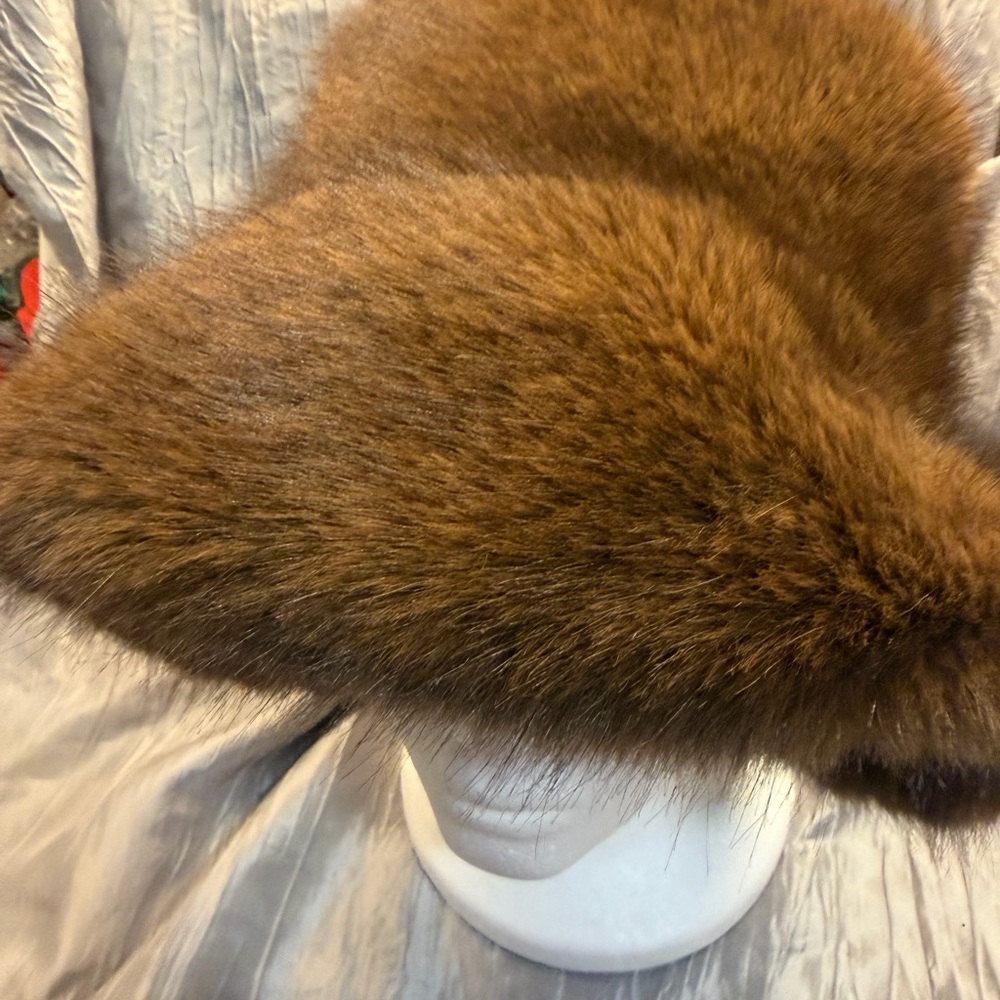 Elegant Brown Faux Fur Hat - Picture 4 of 9